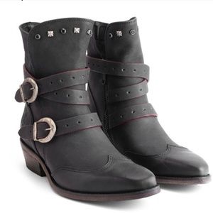 Fluevog Ruth Mitchell leather studded boots NWT